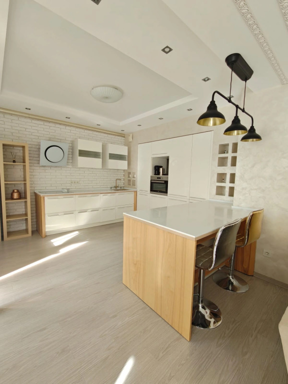 Фотография квартиры Квартира Соврeмeнная в Самом Центре Екатеринбурга в ЖК Палладиум