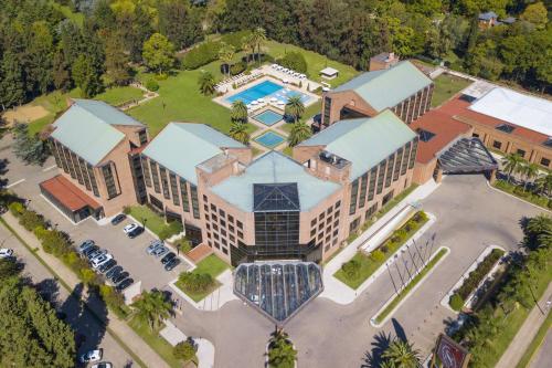 Фотография гостиницы Sheraton Pilar Hotel & Convention Center