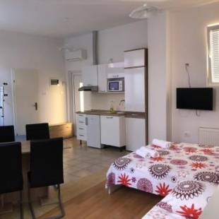 Фотография гостевого дома Apartments & Rooms Nardin