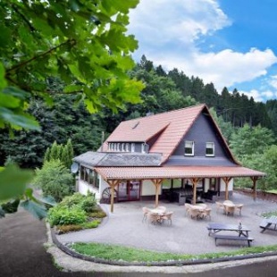 Фотография гостевого дома Westerwald Ferien Villa - 21 Personen - Kino, Bar, Sauna und Whirlpool