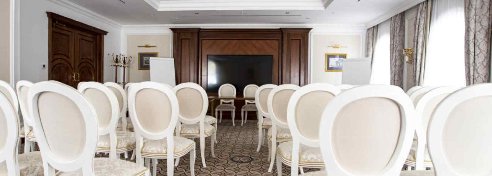 Фотография конференц-зала Сакулин