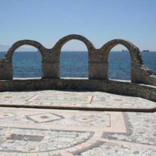 Фотографии гостевого дома
Theatraki