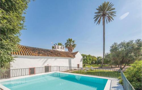 Фотография гостевого дома Five-Bedroom Holiday Home in La Campana, Sevilla