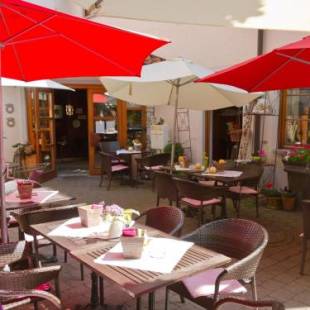 Фотографии гостиницы
Hotel Restaurant Grüner Baum und Altes Tor