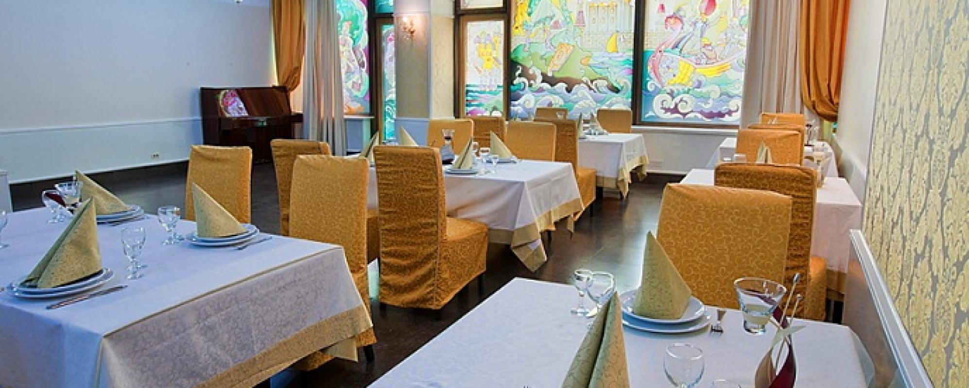 Фотографии банкетного зала Малый золотой