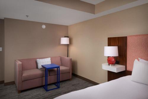 Фотография гостиницы Hampton Inn Cleveland-Solon