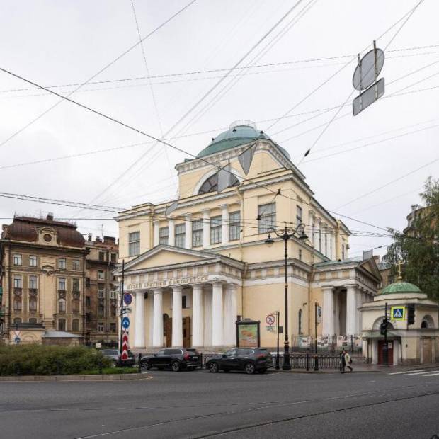 Фотографии квартиры 
            Letyourflat (Лэтюфлэт) на переулке Кузнечный