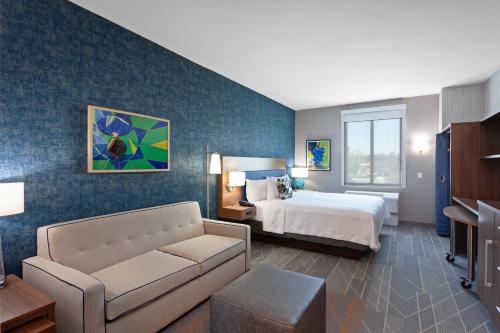 Фотография гостиницы Home2 Suites By Hilton Temecula