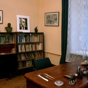 Фотография Государственный литературный музей П. Бровки