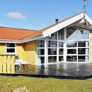 Фотографии гостевого дома 
            Four-Bedroom Holiday home in Fanø 8