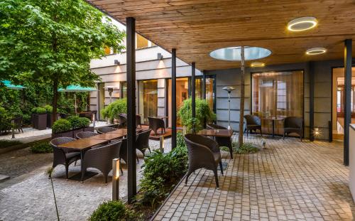 Фотография гостиницы Three Crowns Hotel