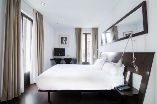 Фотография гостиницы Petit Palace Arana Bilbao