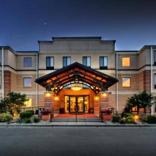 Фотографии гостиницы 
            Staybridge Suites Middleton/Madison-West, an IHG Hotel