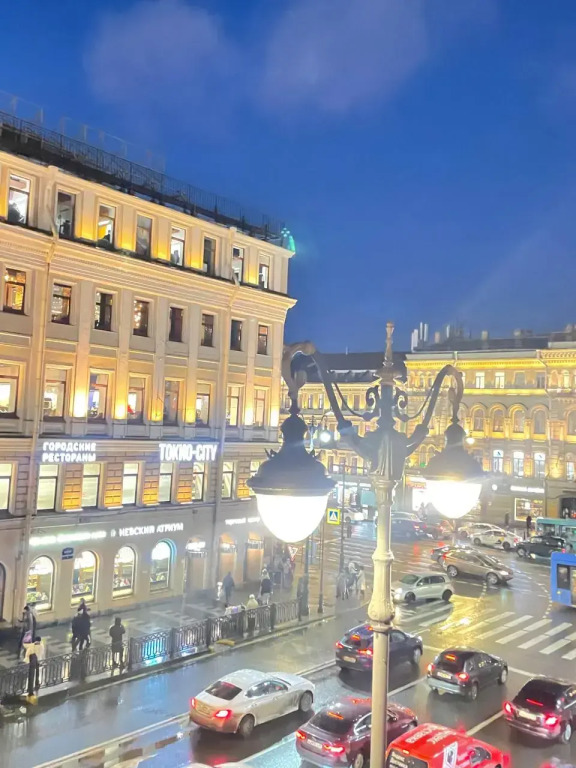 Фотография квартиры Квартира 2 комнатная на Невском, метро Маяковская