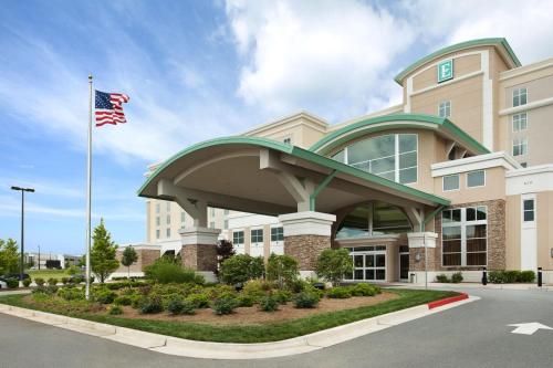 Фотография гостиницы Embassy Suites Atlanta - Kennesaw Town Center