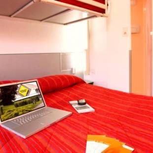 Фотографии гостиницы 
            Première Classe Lille Sud Henin Beaumont