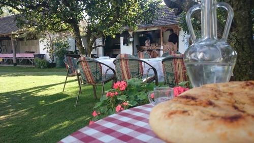 Фотография гостевого дома Domacinstvo Cikic Zasavica