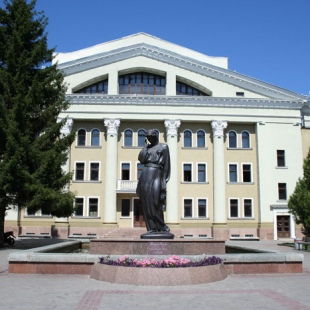 Фотография Полтавский академический областной музыкально-драматический театр имени Н. В. Гоголя