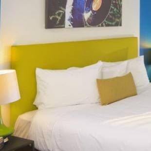 Фотографии мотеля
Hotel Zed Kelowna