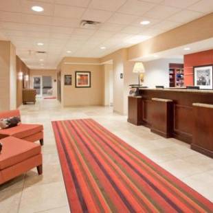 Фотографии гостиницы 
            Hampton Inn & Suites Omaha Southwest-La Vista