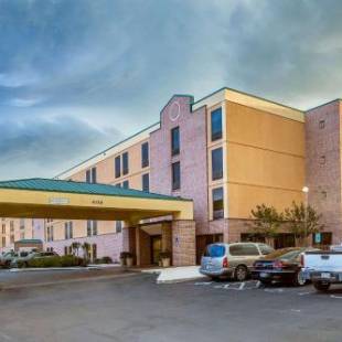 Фотографии гостиницы
Quality Inn San Antonio Fiesta at Six Flags