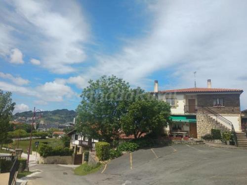 Фотография базы отдыха Agerre Goikoa Agroturismo