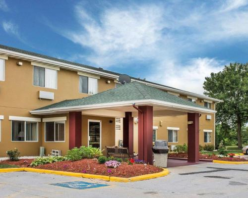Фотография гостиницы Quality Inn Manitowoc