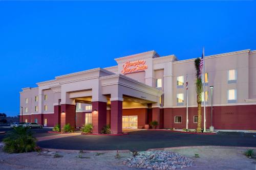 Фотография гостиницы Hampton Inn & Suites Blythe, CA