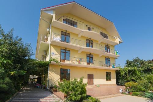 Фотографии гостевого дома 
            Грант