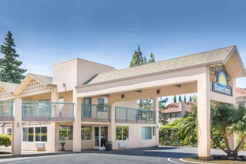 Фотографии гостиницы
Days Inn by Wyndham Redwood City