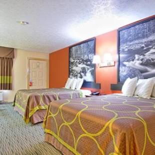 Фотографии мотеля 
            Super 8 by Wyndham Christiansburg