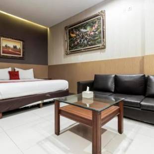 Фотографии гостиницы
RedDoorz Plus @ Tuparev Cirebon