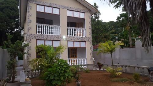 Фотография гостевого дома La Residence D'Almée Apartment and Studio