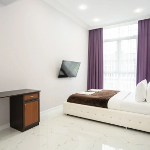 Фотография квартиры Апартаменты Red Apartments Арт Лайт Сити Апартамент Вольтер