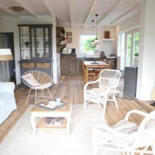 Фотографии гостевого дома
Alexanderpark