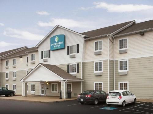 Фотография гостиницы WoodSpring Suites Cincinnati Fairfield