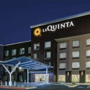 Фотографии гостиницы 
            La Quinta by Wyndham Odessa North - Sienna Tower