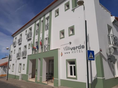 Фотографии гостиницы 
            Hotel Vila Verde