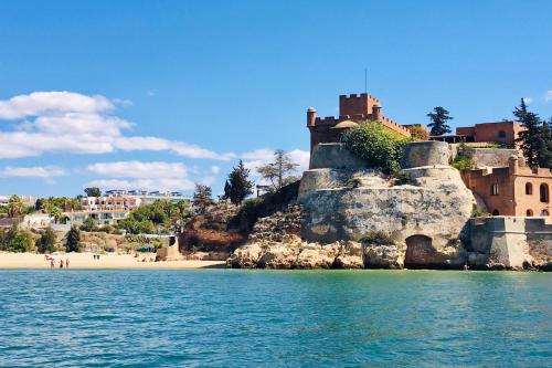 Фотография гостевого дома Luxury Townhouse n10 - Front-line Sea views