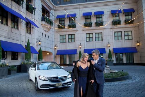 Фотография гостиницы Waldorf Astoria Chicago