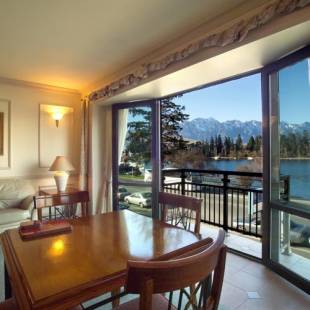 Фотографии апарт отеля
The Waterfront