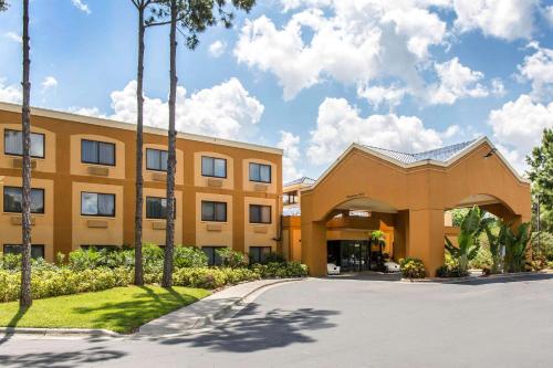 Фотография гостиницы Quality Suites Orlando Close to I-Drive