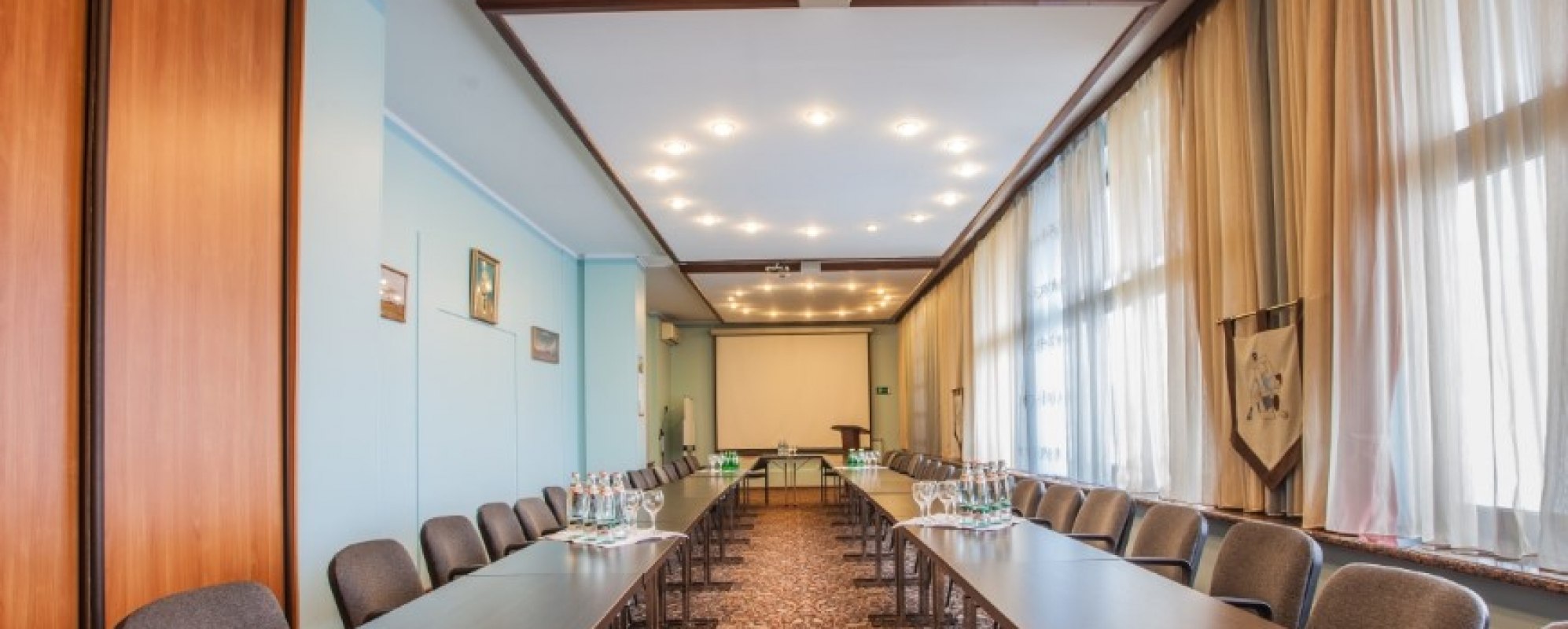 Фотографии конференц-зала имени Ивана Ярыгина