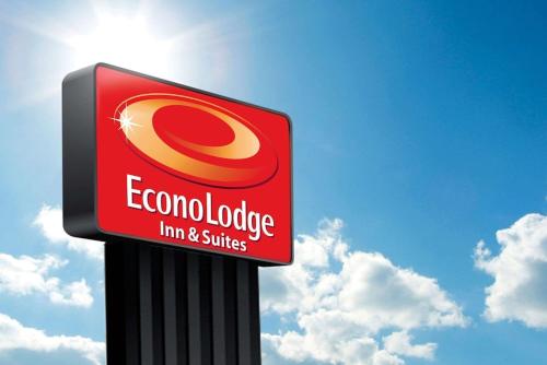 Фотография гостиницы Econo Lodge Inn & Suites
