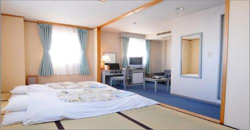 Фотография гостиницы Seagrande Shimizu Station Hotel / Vacation STAY 8213