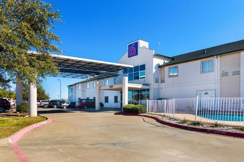 Фотография гостиницы Motel 6-Terrell, TX