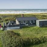Фотография гостевого дома Holiday home Blåvand XII