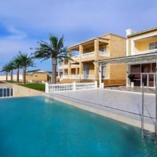 Фотография гостиницы Tree of Life - не работает!