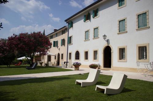 Фотография базы отдыха Massimago Wine Relais