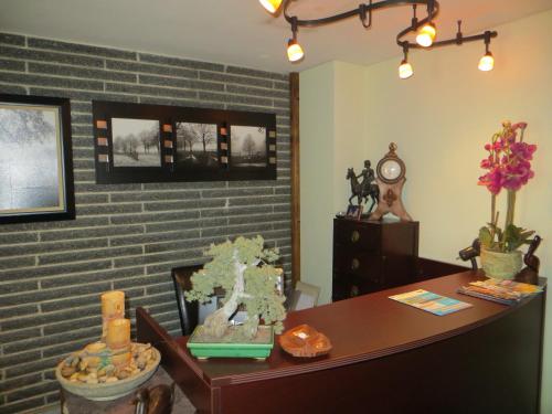 Фотография мини отеля Cool Springs Inn